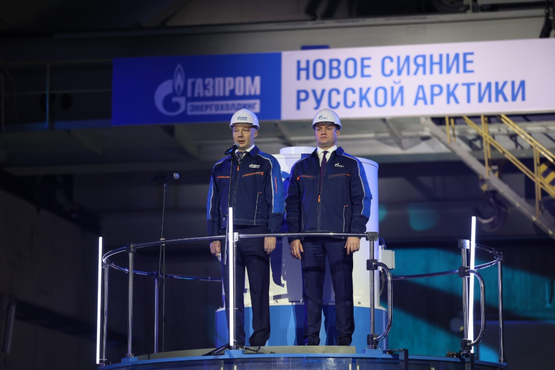 Генеральный директор ООО «Газпром энергохолдинг» Денис Федоров и управляющий директор ПАО «ТГК-1» Вадим Ведерчик