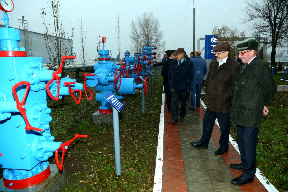 Оренбургскому нефтегазоконденсатному месторождению — 50 лет 