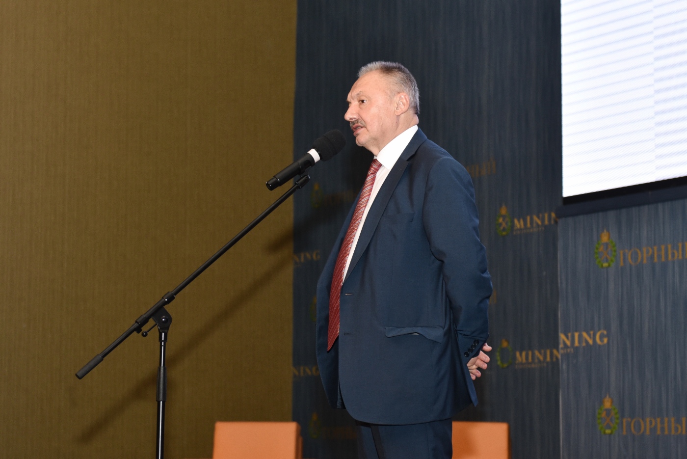 Александр Беспалов