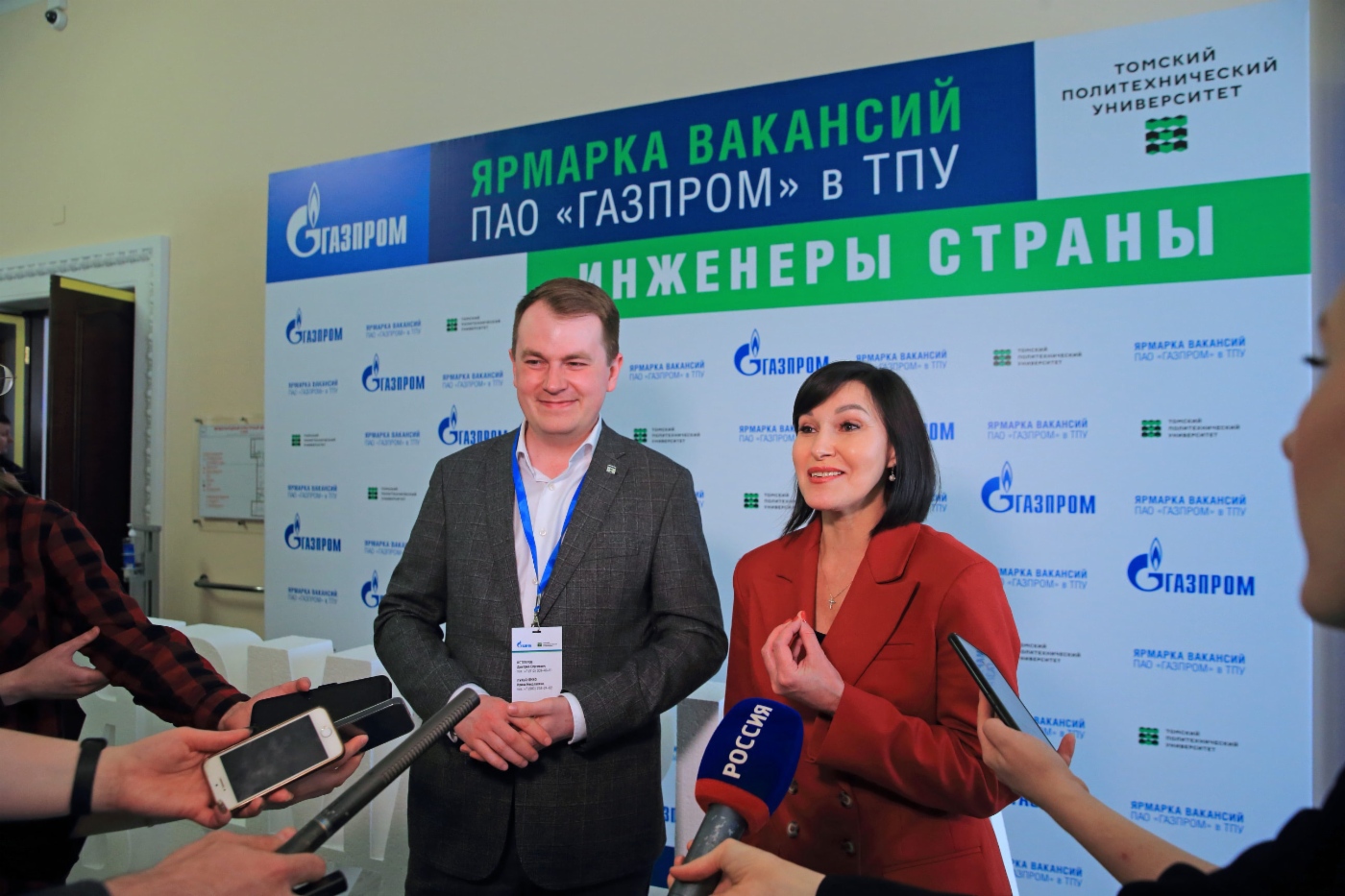 Ректор НИ ТПУ Дмитрий Седнев и директор Корпоративного института ООО «Газпром трансгаз Томск» Ольга Орлова