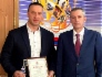 Начальник Камчатского ГПУ ООО «Газпром добыча Ноябрьск» Александр Искендеров (слева) и министр специальных программ правительства Камчатского края Александр Заболиченко
