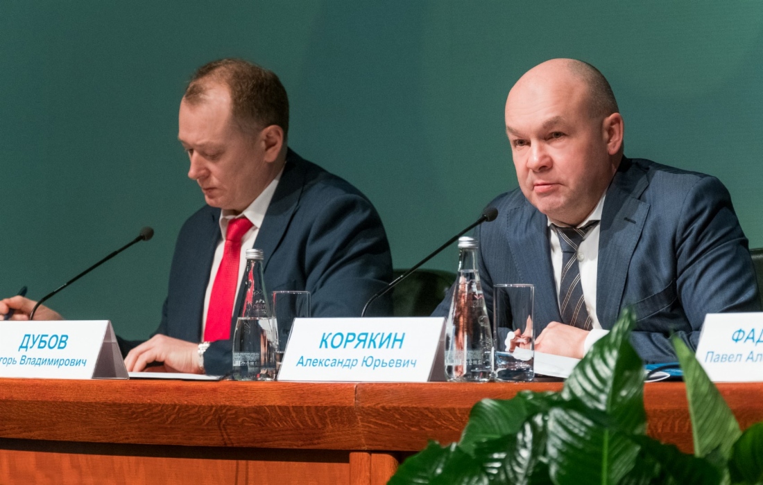 Генеральный директор ООО «Газпром добыча Уренгой» отвечает на вопросы от работников предприятия