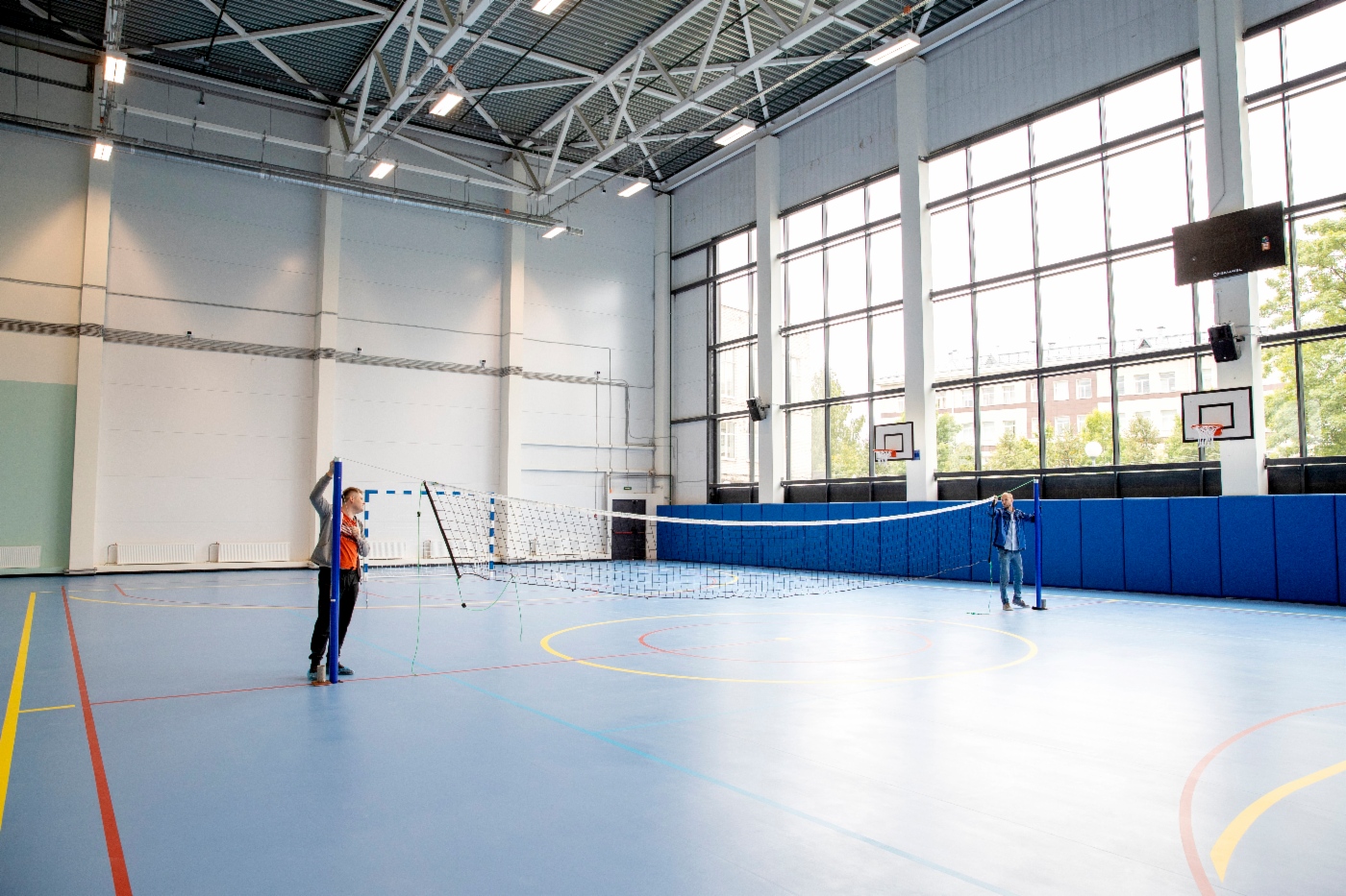 Спортивный зал в физкультурно-оздоровительном комплексе в Металлострое