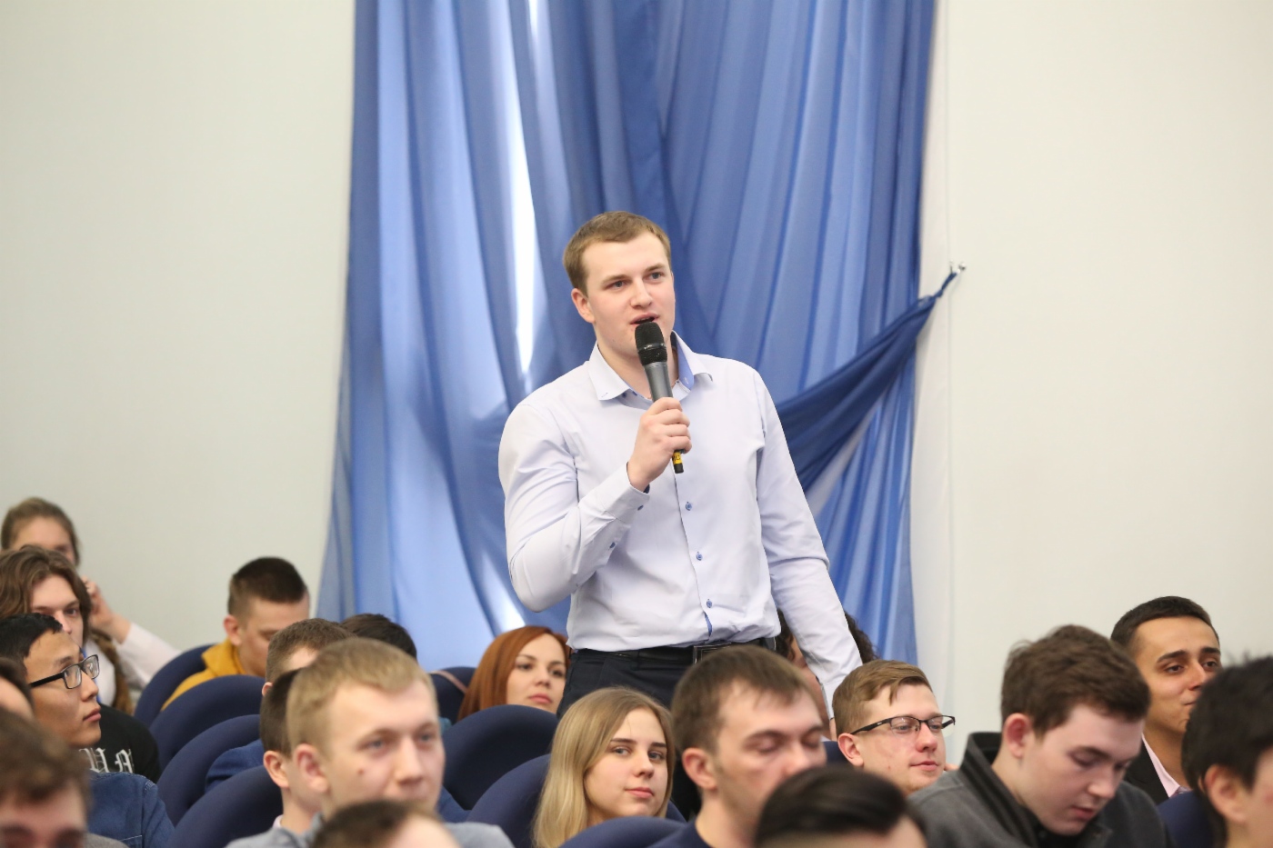 «На чем основывается ваша уверенность в жизни?» — один из вопросов