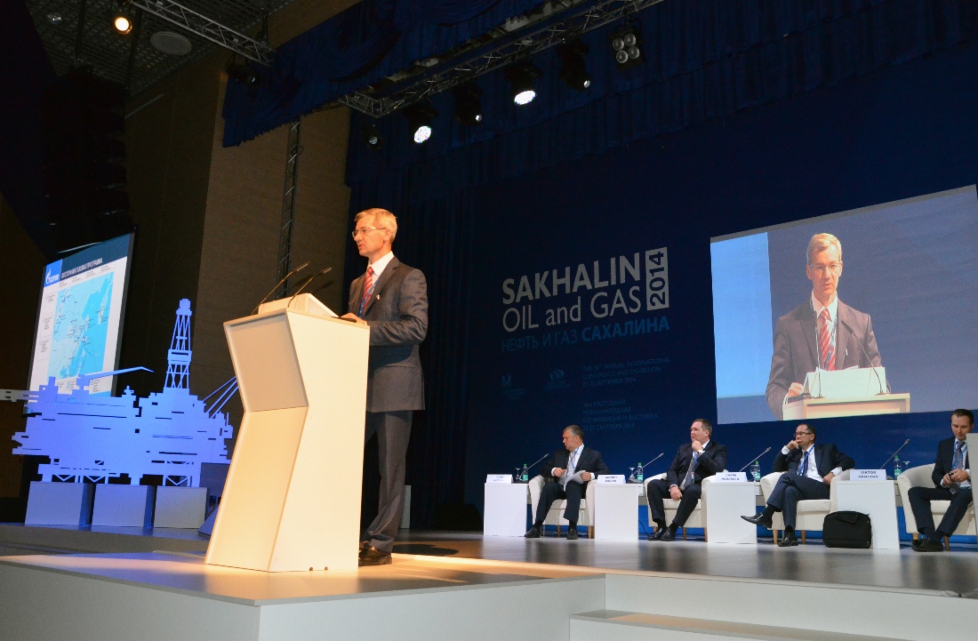 В Южно-Сахалинске в рамках Международной конференции «Нефть и газ Сахалина 2014»  с докладом о комплексном подходе при планировании и реализации крупных газовых проектов на Дальнем Востоке выступил Виктор Тимошилов