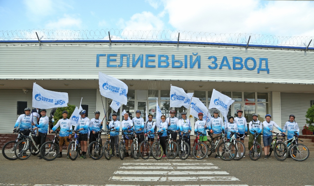 Фото на память на финише велопробега