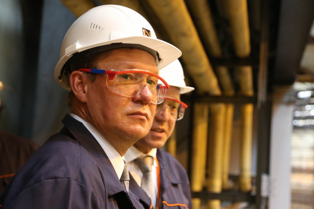 В рамках поездки на Волжский трубный завод делегация ОАО «Газпром» во главе с Алексеем Миллером осмотрела производство трубной продукции завода