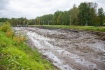 Дно водоема после спуска воды