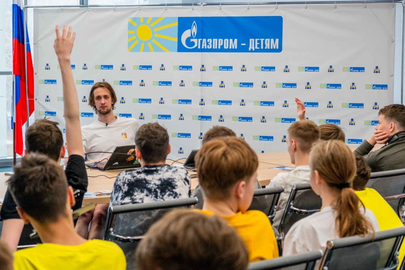 Общение юных спортсменов с Андреем Жилкиным