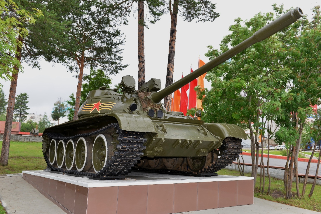 При участии газовиков в Ноябрьске открыт новый памятник