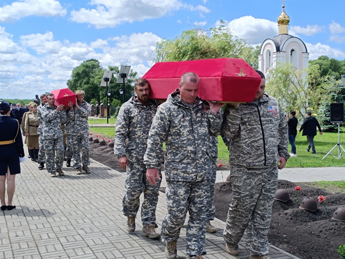 Церемония перезахоронения