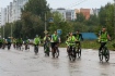 Колонна растянулась на сотни метров