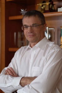 Александр Медведев