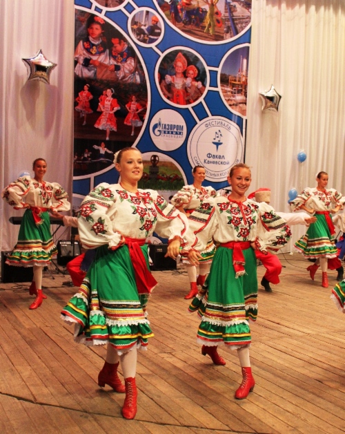 Ансамбль народного танца «Родничок», ст. Каневская (гости фестиваля)