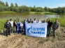 Специалисты «Газпром инвест» тщательно следят за соблюдением всех норм в процессе транспортировки и выпуска мальков