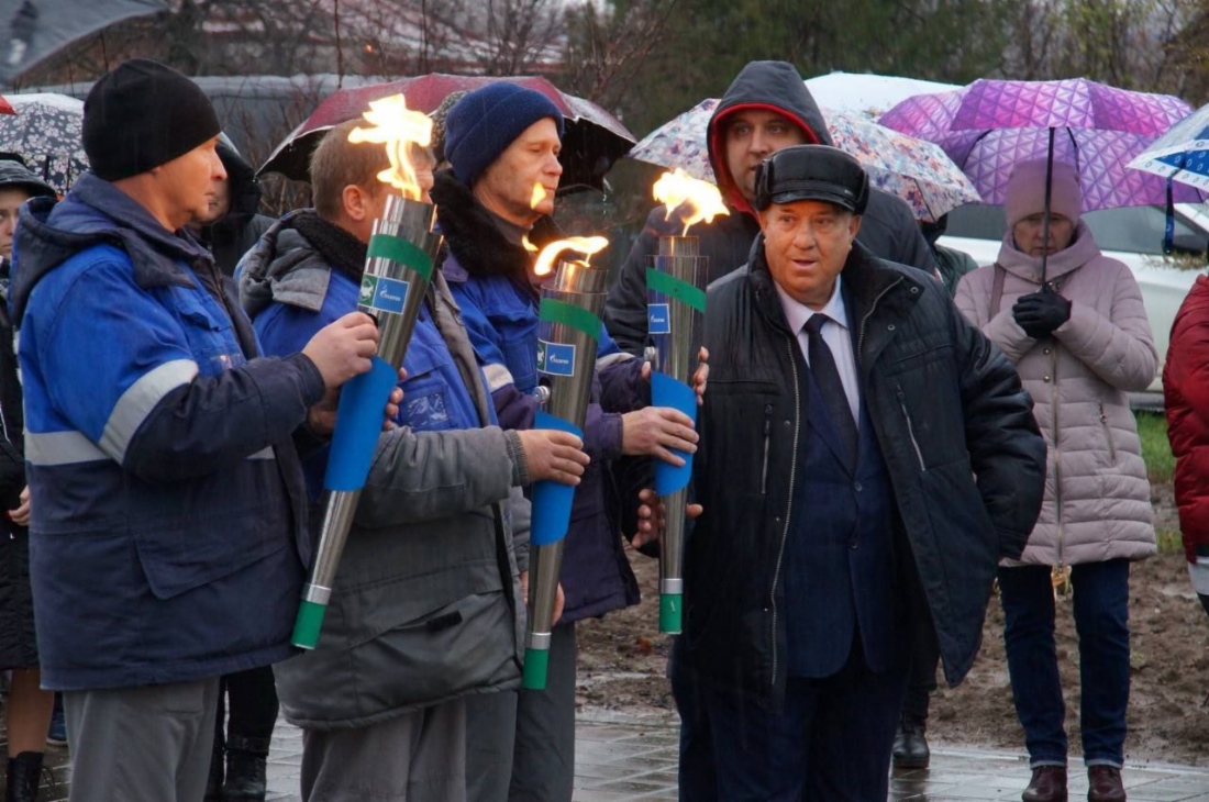 Зажжение Вечного огня в станице Новоивановская
