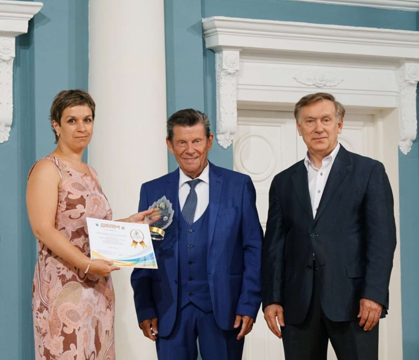Награду получила представитель Отдела охраны окружающей среды и энергосбережения ООО «Газпром трансгаз Москва» Юлия Перочинская