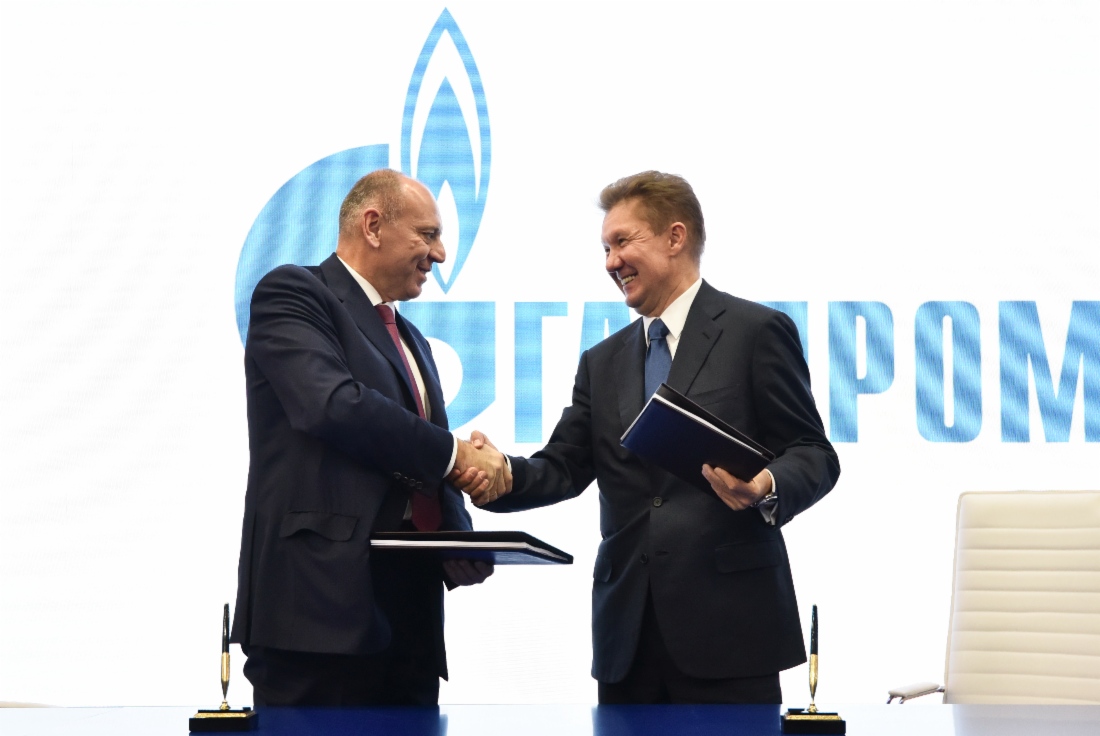 В рамках VIII Петербургского международного газового форума Председатель Совета директоров ПАО «Трубная металлургическая компания» Дмитрий Пумпянский и Алексей Миллер подписали Технологическую дорожную карту по освоению производства трубной продукции с интегрированными регистрирующими, обрабатывающими и коммутационными компонентами