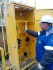 Сотрудник компании проводит работы на пункте редуцирования газа