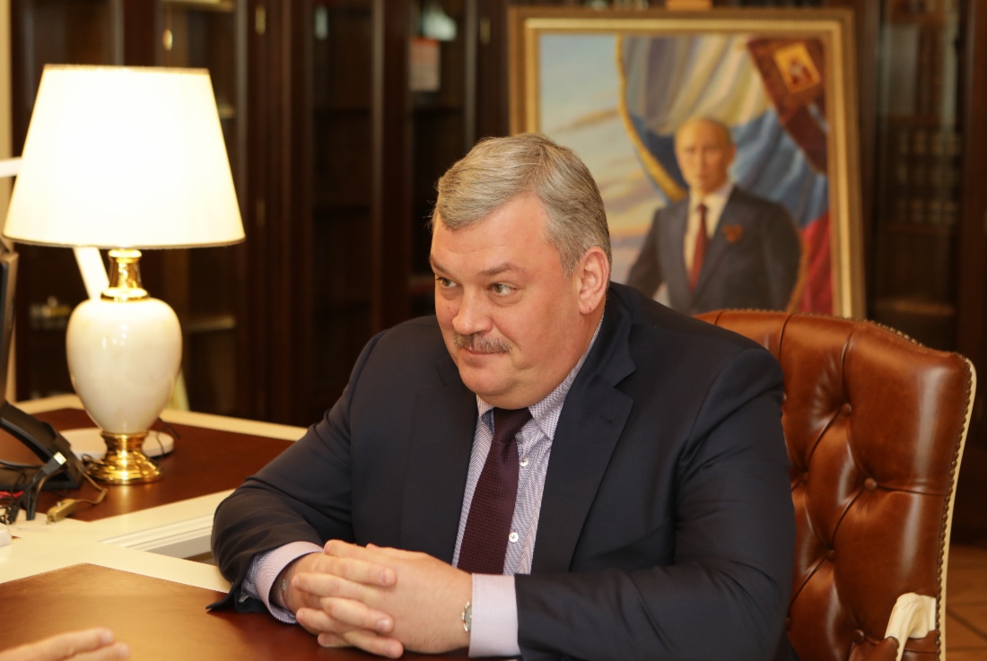 Глава Республики Коми Сергей Гапликов во время встречи с Алексеем Миллером