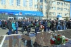 Возложение цветов к памятнику В. С. Черномырдину 9 апреля 2018 года в день 80-й годовщины со дня рождения Виктора Степановича