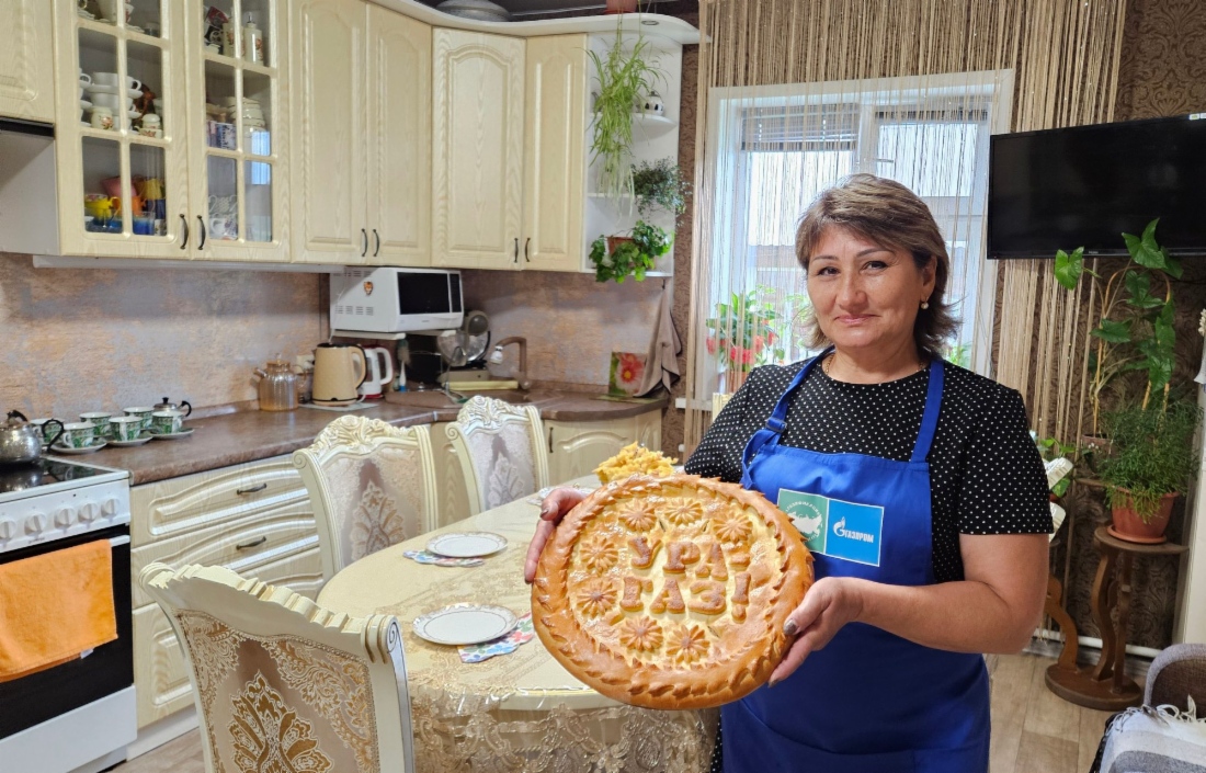 В доме потребителей