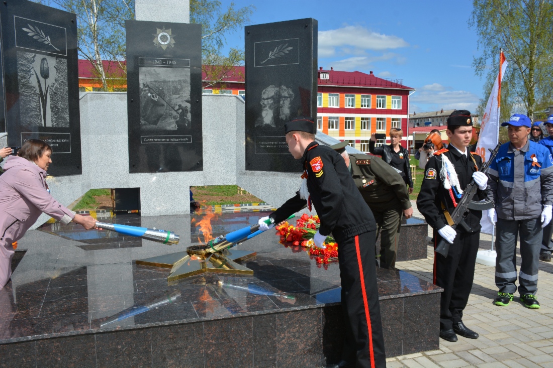 Зажжение Вечного огня в поселке Советский Республики Марий Эл