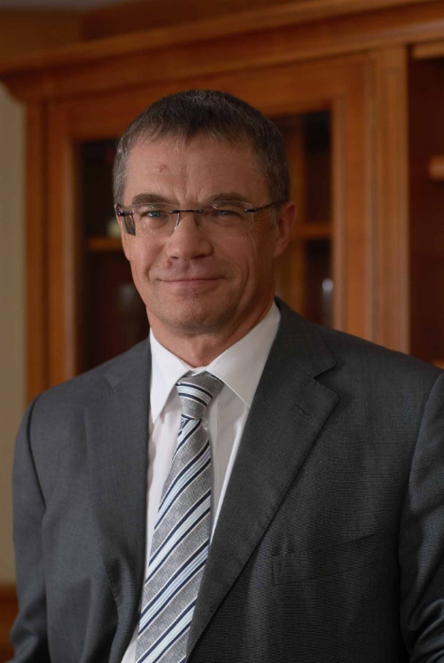 Александр Медведев