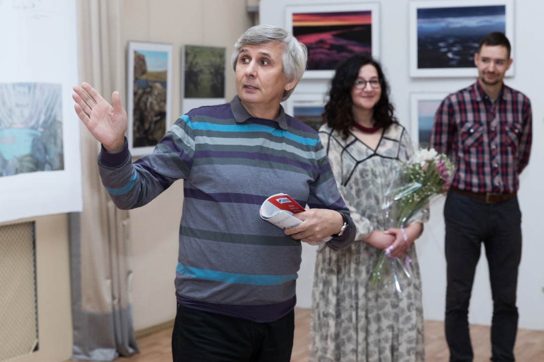 Посетители выставки «Клюква. Берега» делятся эмоциями и впечатлениями об экспозиции