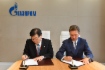 Председатель Совета директоров Mitsui & Co., Ltd. Масами Иидзима и Алексей Миллер подписывают Рамочное соглашение о сотрудничестве в области мало- и среднетоннажного СПГ