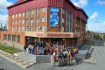 Сургутские газовики устроили флешмоб и исполнили песню «День Победы»