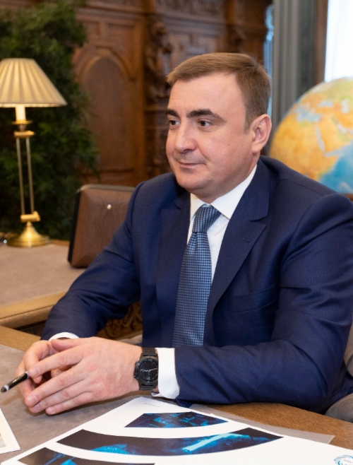 В Санкт-Петербурге состоялась рабочая встреча Алексея Миллера и Губернатора Тульской области Алексея Дюмина
