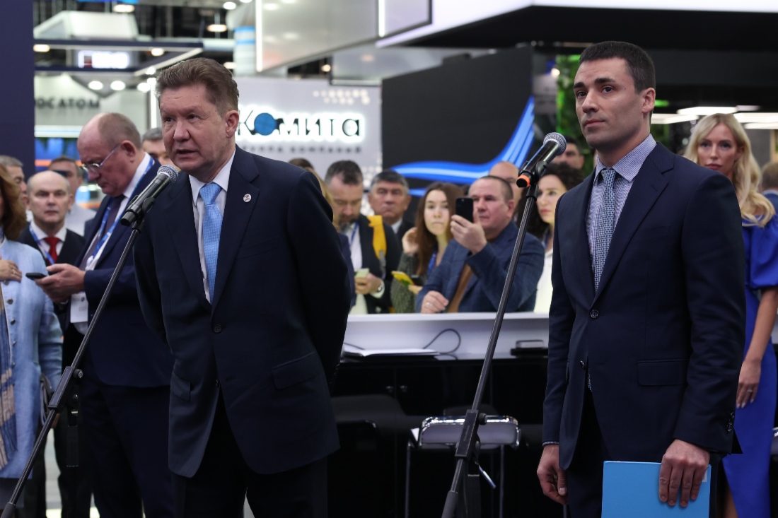Алексей Миллер и Председатель Совета директоров ООО «Газпром СПГ технологии» Алексей Кахидзе