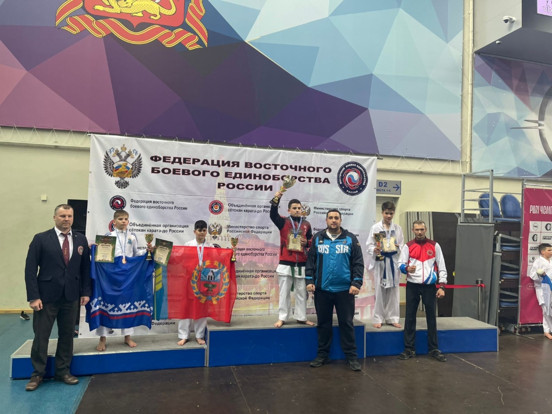 На верхней ступени пьедестала Егор Мокрецов