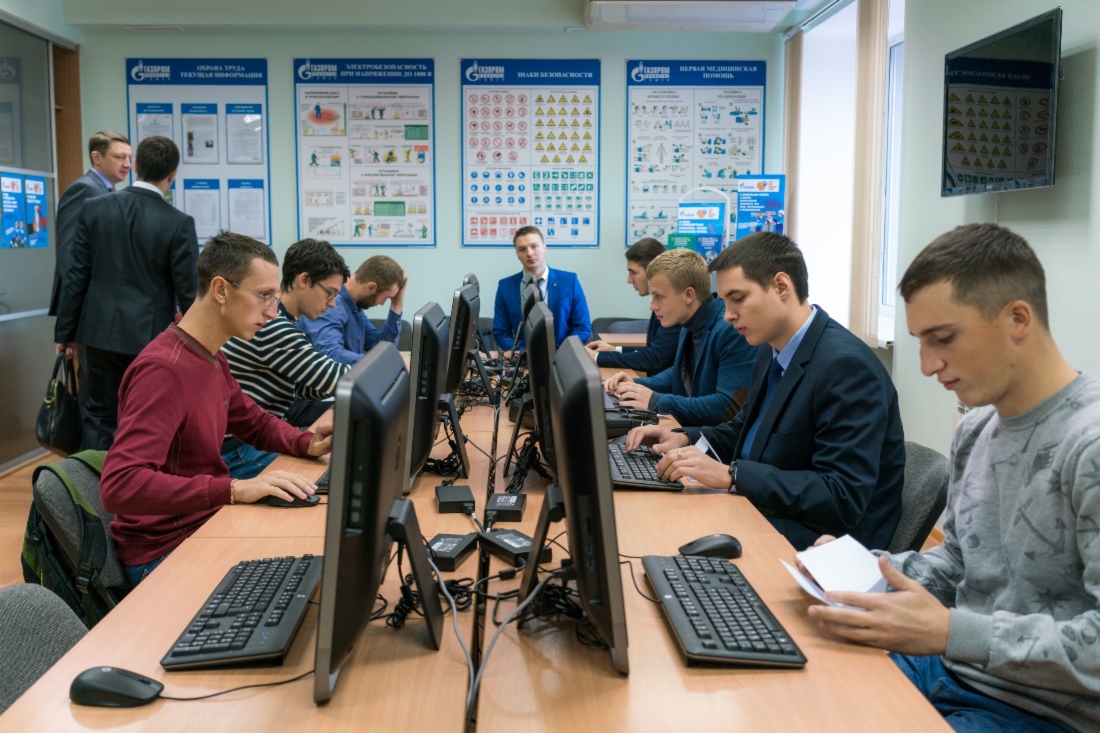 Студенты прошли тестирование знаний в области охраны труда и промышленной безопасности