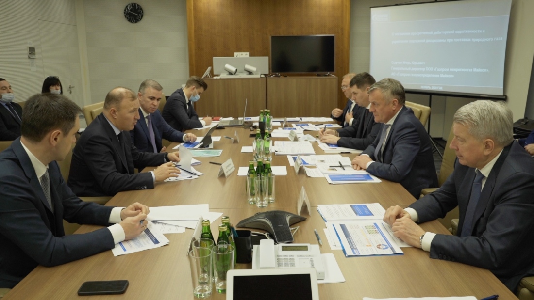 Рабочее совещание генерального директора ООО «Газпром межрегионгаз» Сергея Густова с главой Республики Адыгея Муратом Кумпиловым
