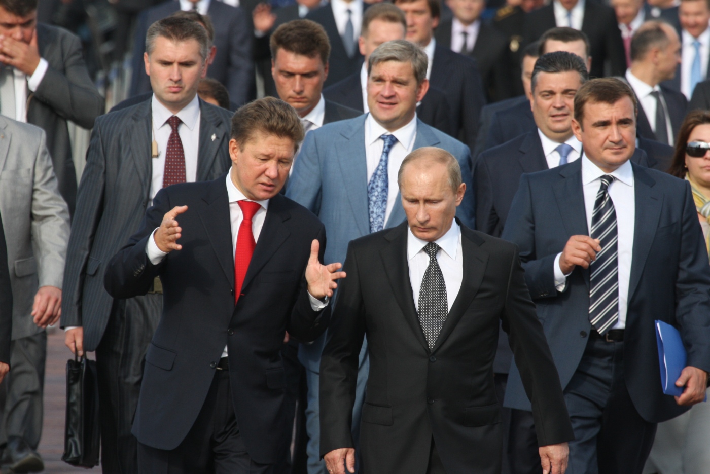 «Газпром» ввел в эксплуатацию первый пусковой комплекс ГТС «Сахалин — Хабаровск — Владивосток»