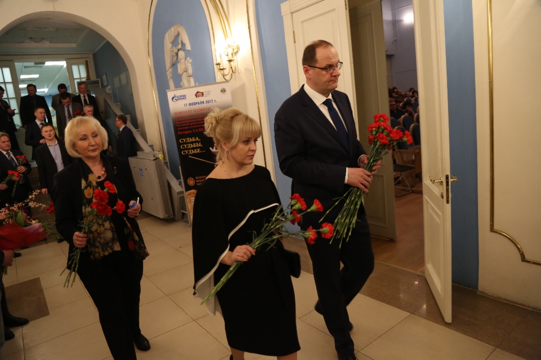 Почетными гостями мероприятия стали родственники Валерия Михайловича — старшая дочь Ольга Валерьевна с супругом и детьми