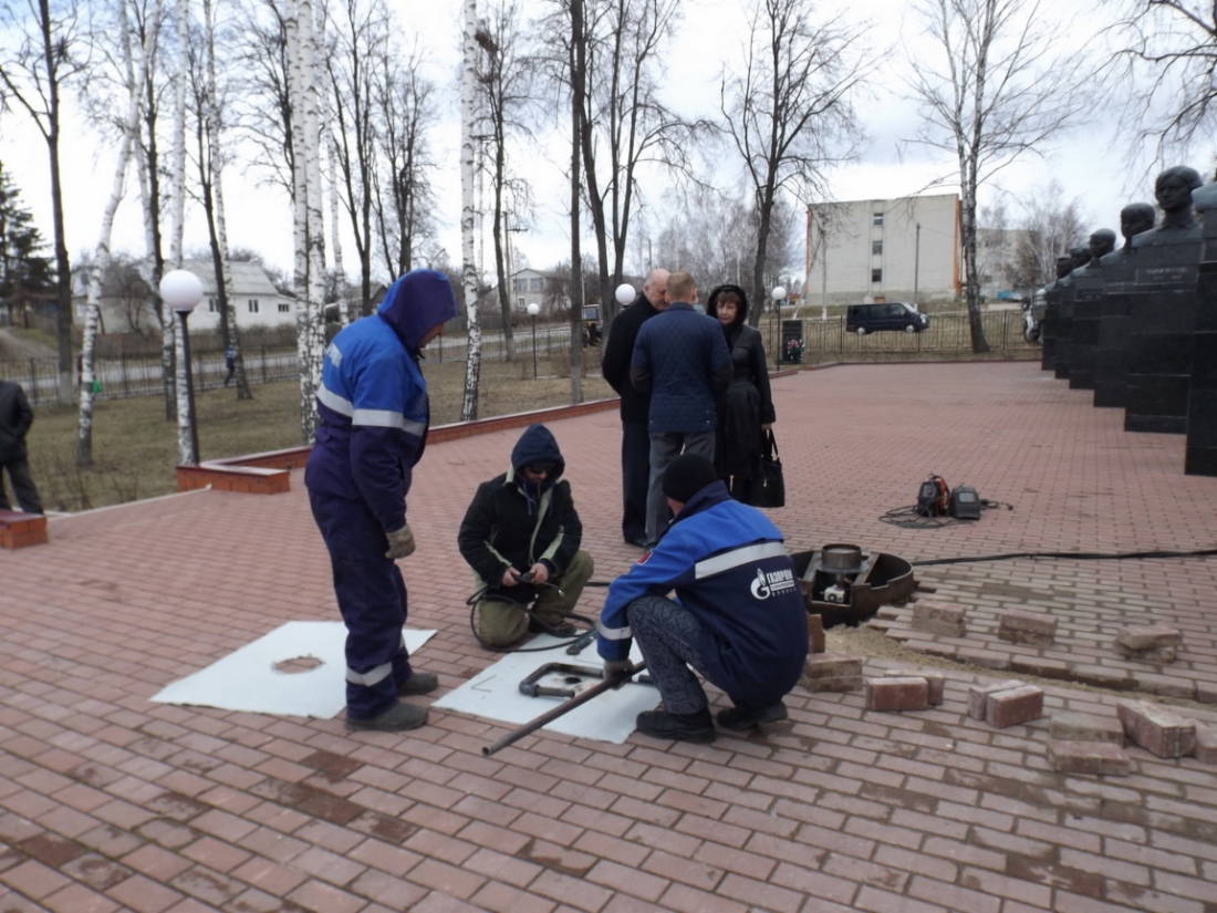 К 70-летию Победы «Газпром» провел широкомасштабную акцию по реконструкции мемориалов «Вечный огонь» по всей России